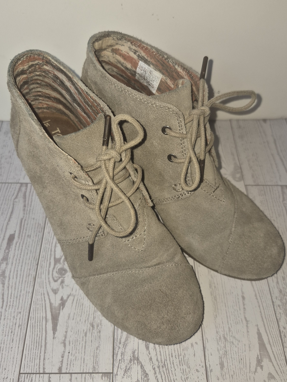 Toms Taupe Suede Lace-Up Ankle Boots - 7